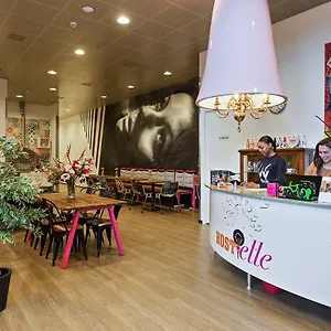 Hostelle - Women Only 旅馆